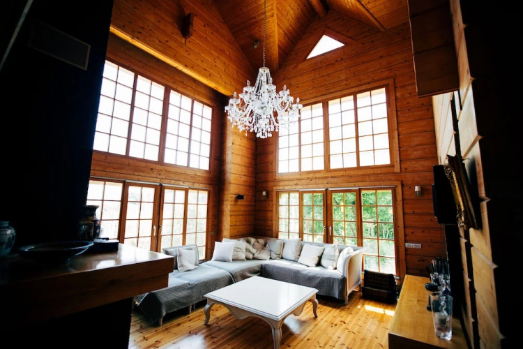 Alexis Wooden House