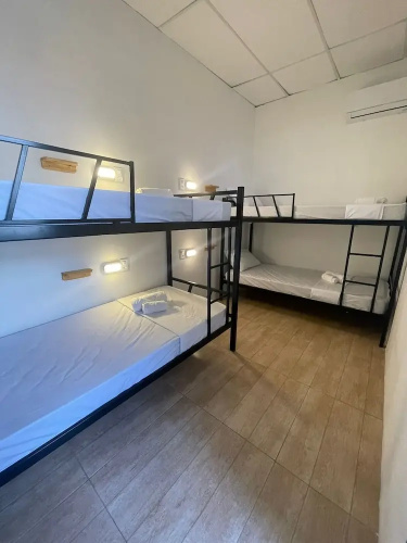 Grand' Hostel