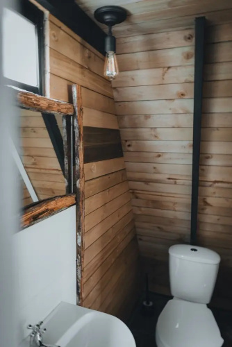 Cardinal Glamping