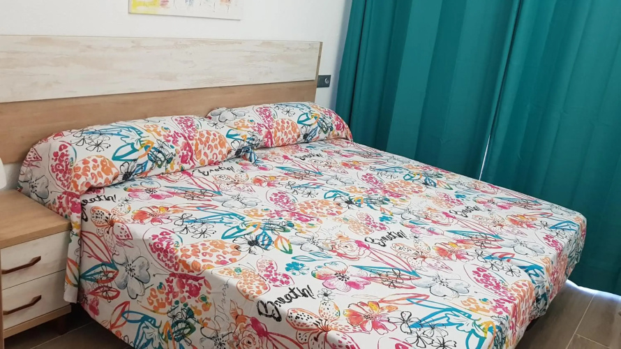 Apartamentos CataluA±a 92