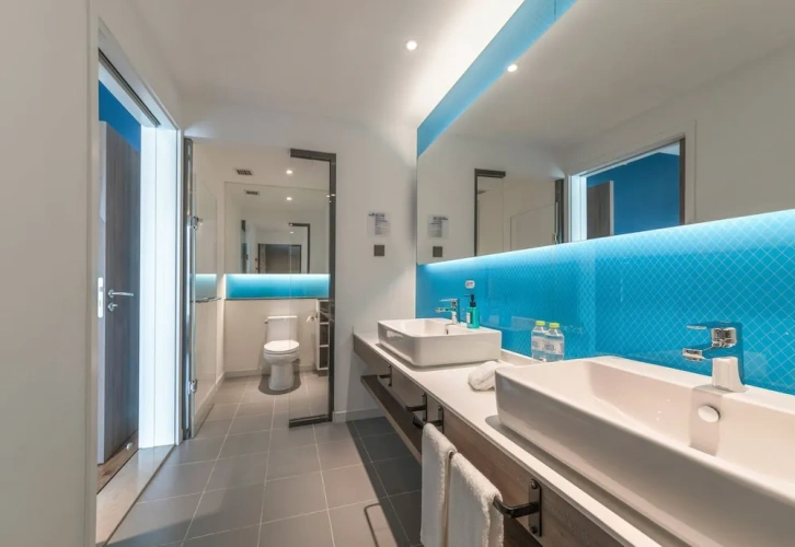 1 Bedroom Suite