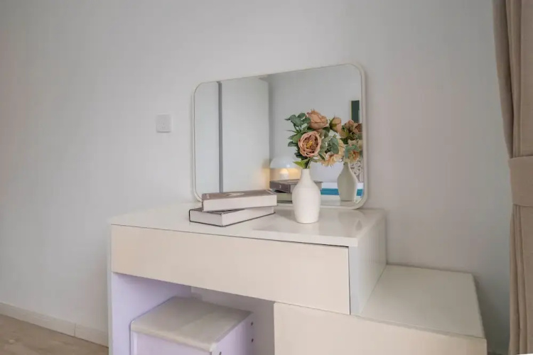 Tyms Tianshan 4BR 2BA APT Residence