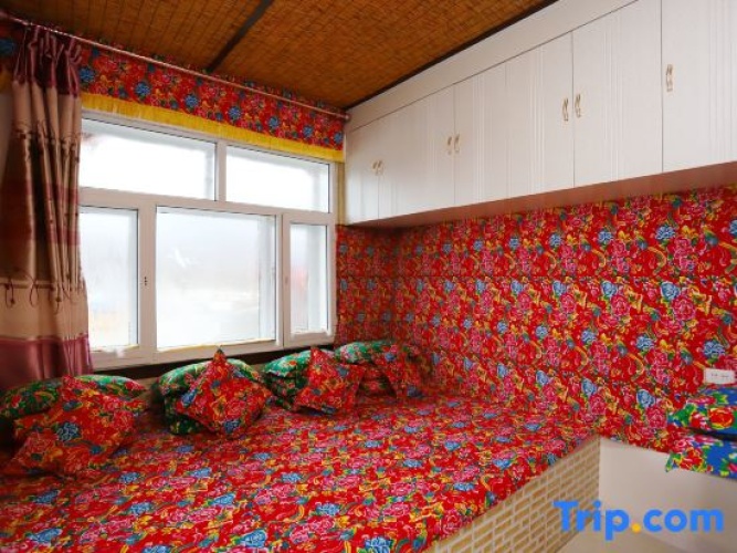 Bed in Dorm