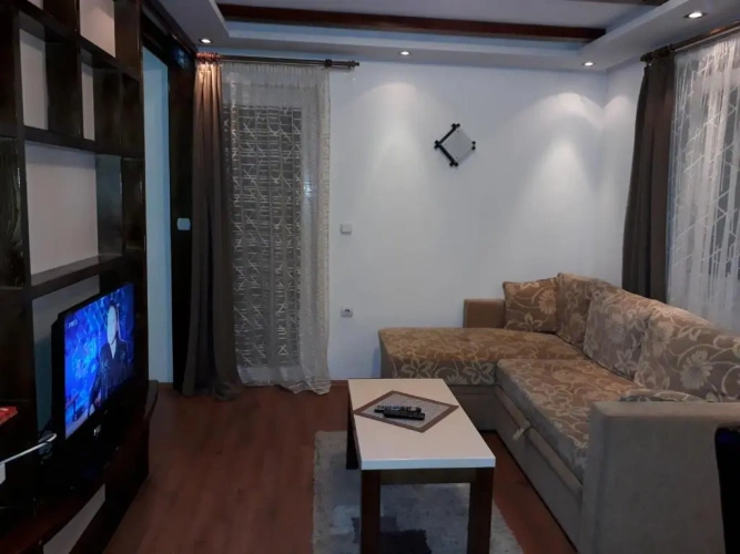 1 Bedroom Apartment with balcony and with mountain view