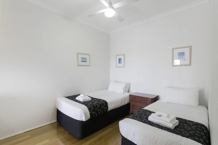 1 Bedroom Apartment with ocean view
