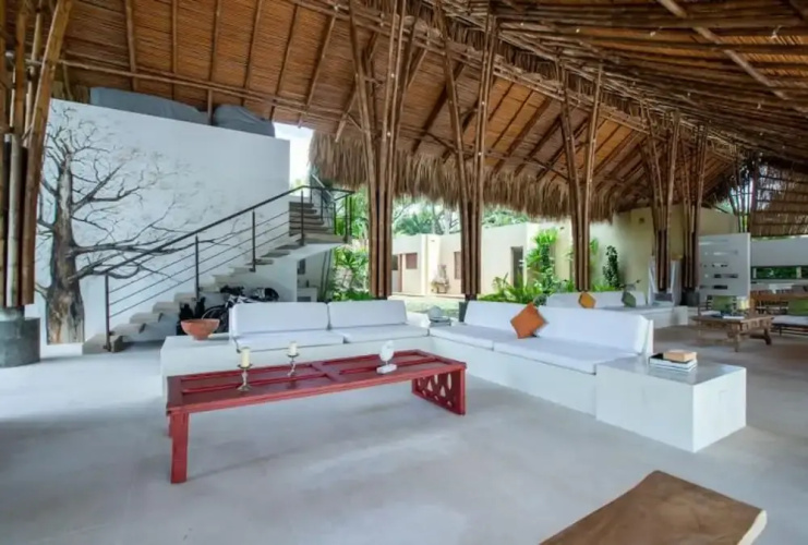 w Amazing 4BR Villa w Pool at Mesa de Yeguas