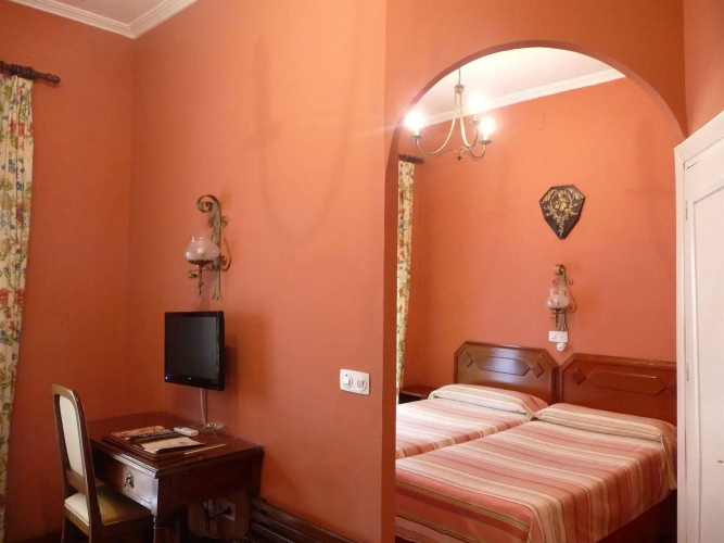 Hotel Abanico Casa Palacio