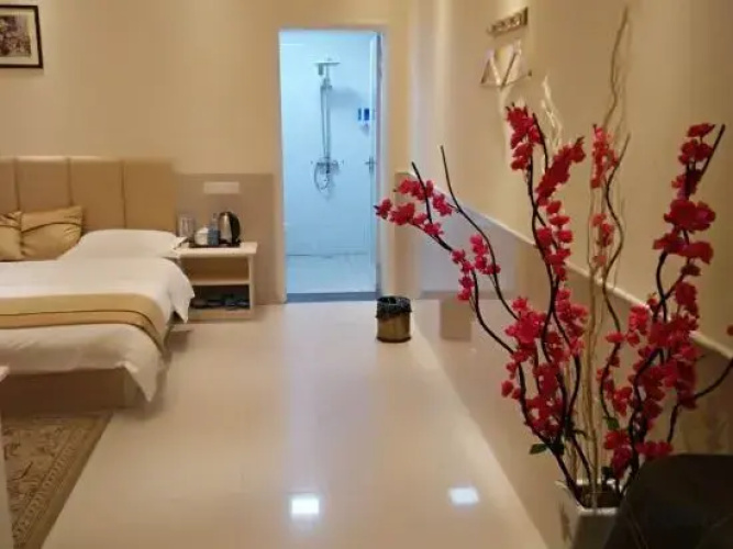 Shucheng Qibajiu Express Hotel
