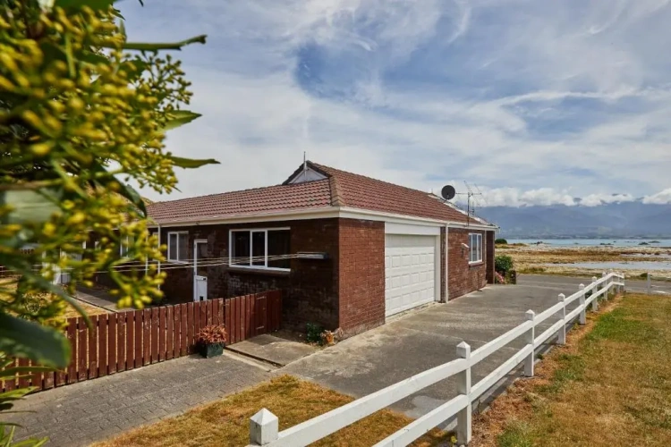 2 Bedrooms Cottage