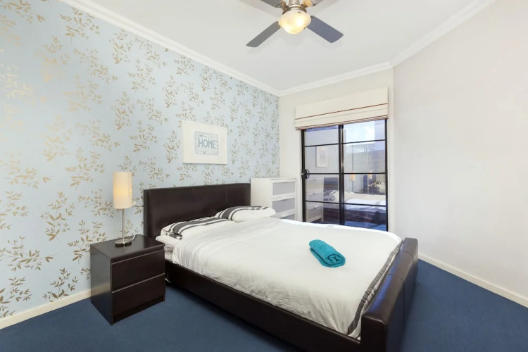 Stylish Inner City Apartment