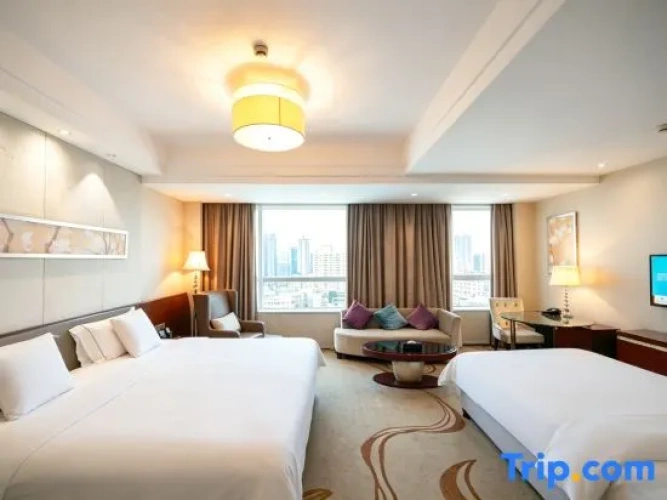 Standard Triple Family room