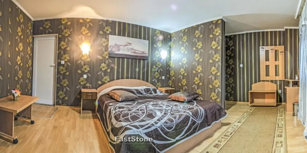 Discret Hotel & SPA