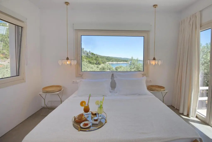 Eleon Suites new