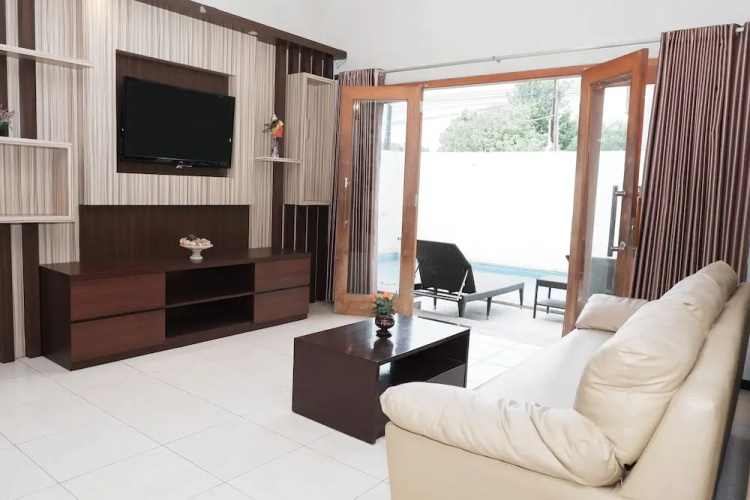 Omah Olin Guesthouse By OYO Rooms