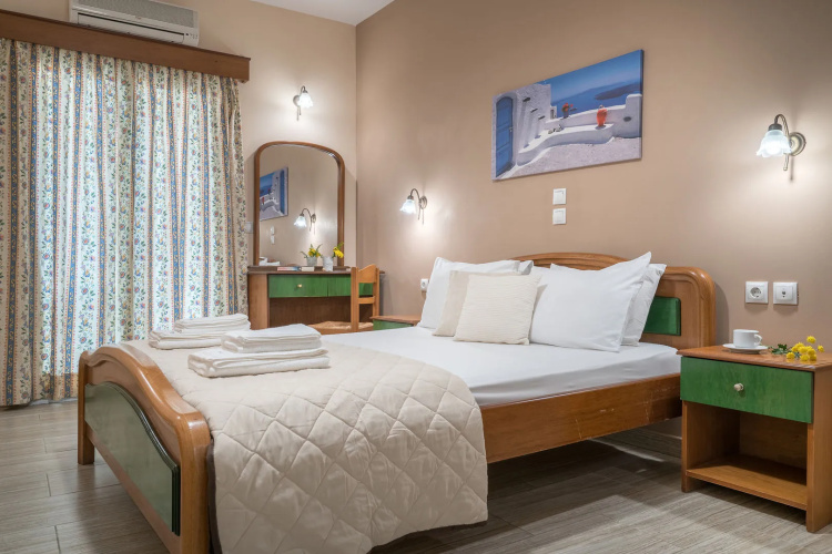 Denise Beach Hotel