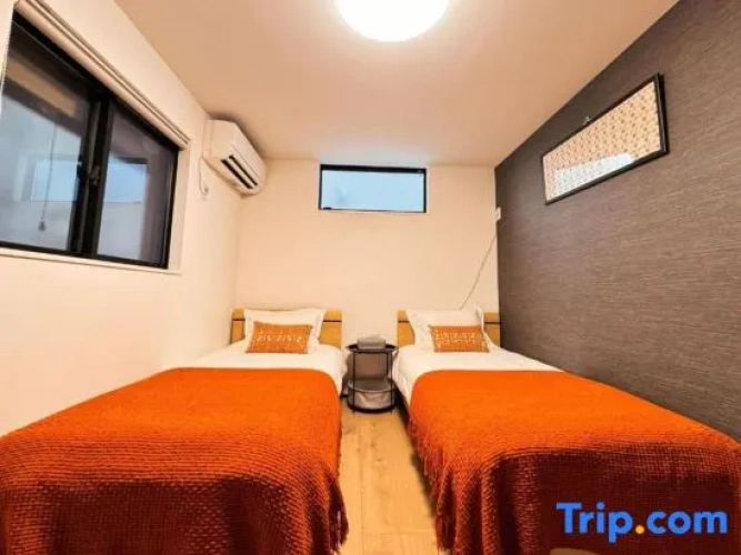3 Bedrooms Cottage