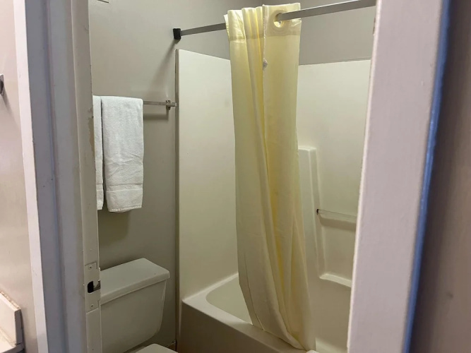 Motel 6 Bracey, VA – I-85