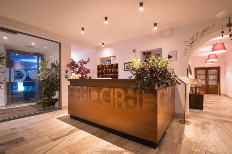 Hotel Cir