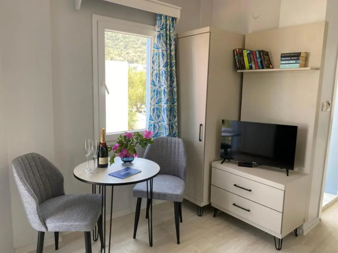 Merve Apartments