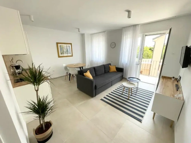 Apartment with balcony