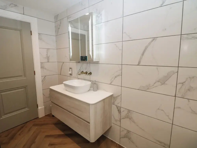 Netherdale Penthouse