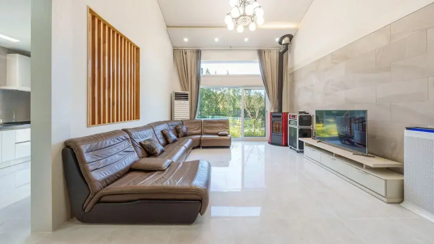 Daebudo Freesia Private Pool Villa