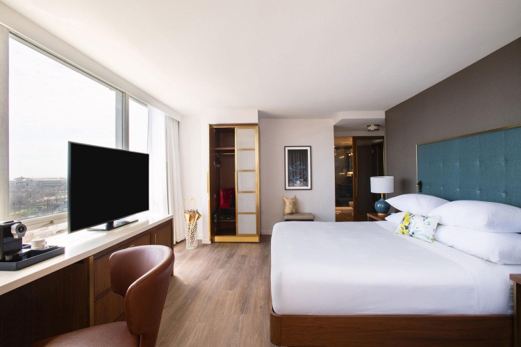 Superior Double room with city view