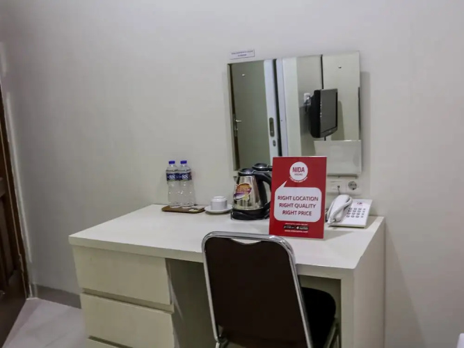 NIDA Rooms Surya Samantri Coblong
