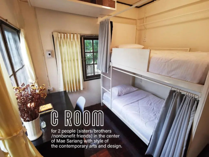 ATOM Poshtel - Hostel