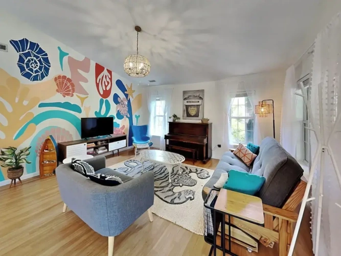 3 Bedrooms Studio