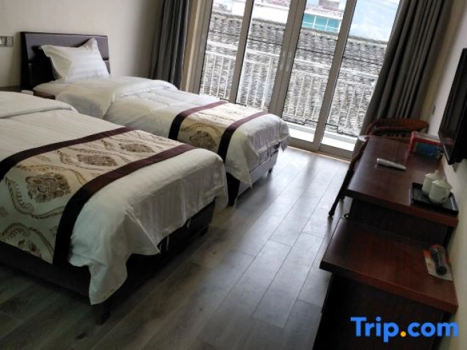 Standard room with balcony