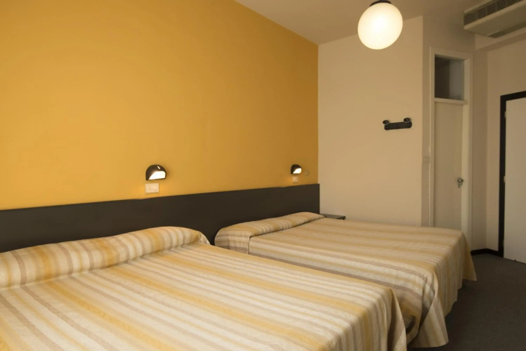 Hotel Airone