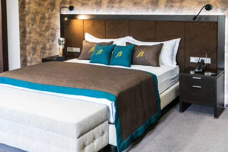 Bon Hotel