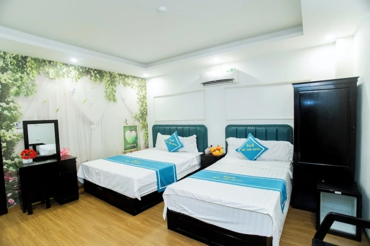 Standard Triple Family room