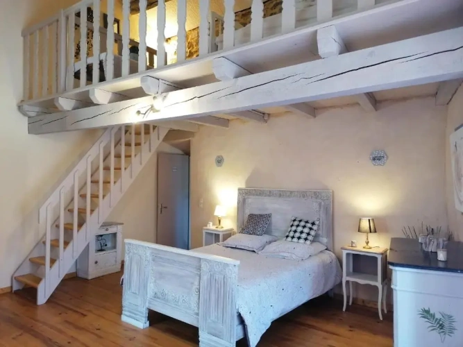 2 Bedrooms Cottage