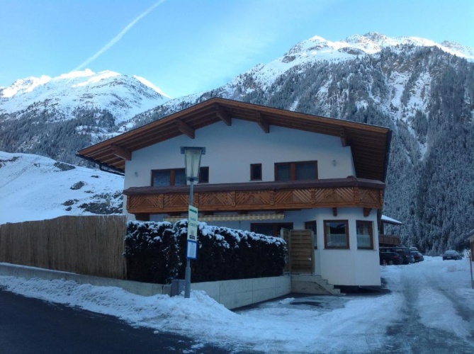 2 Bedrooms Double Apartment