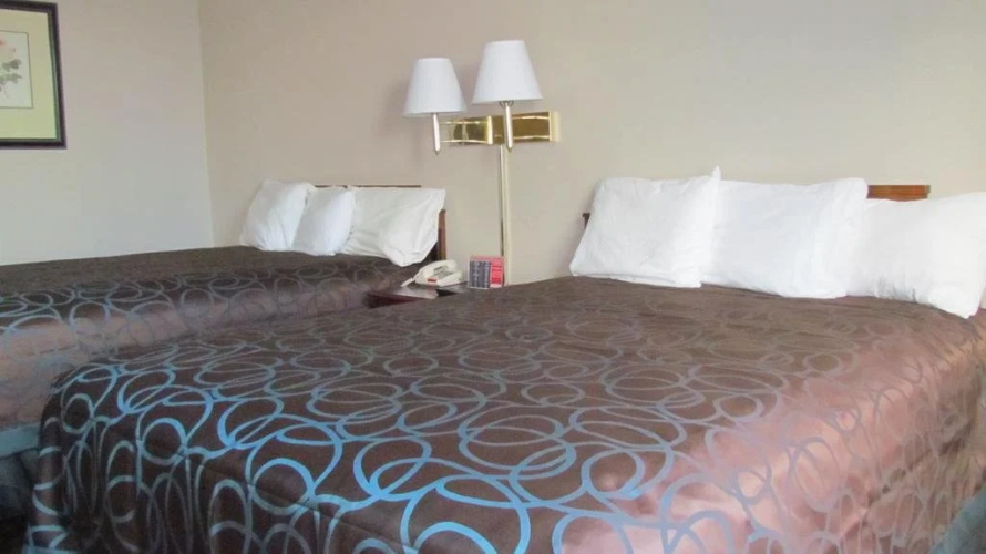 USA Inn and Suites Springfield Ohio