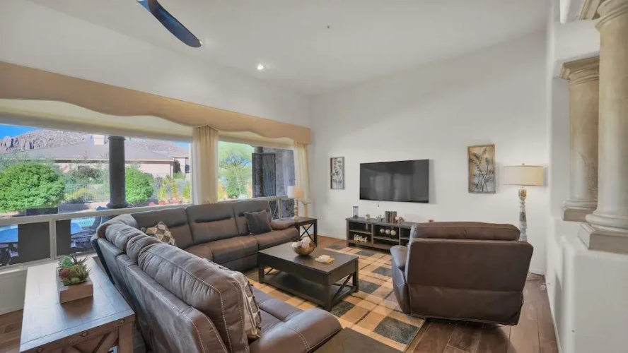 Casa Soleil 3 Bedroom Home by RedAwning