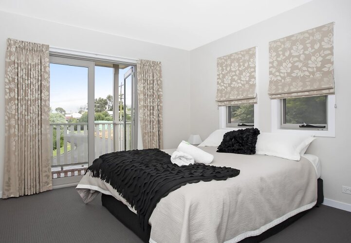 Warrnambool Holiday AccommodationOver view