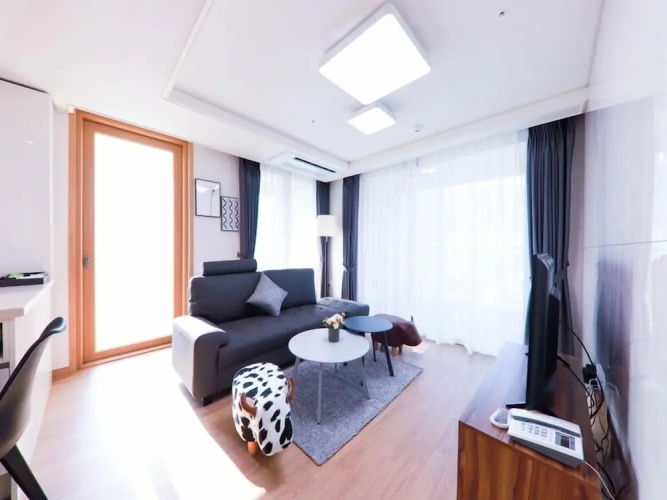 Leeinstay Hotel