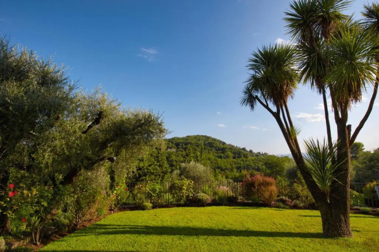 Mas Du Roc BedBreakfast