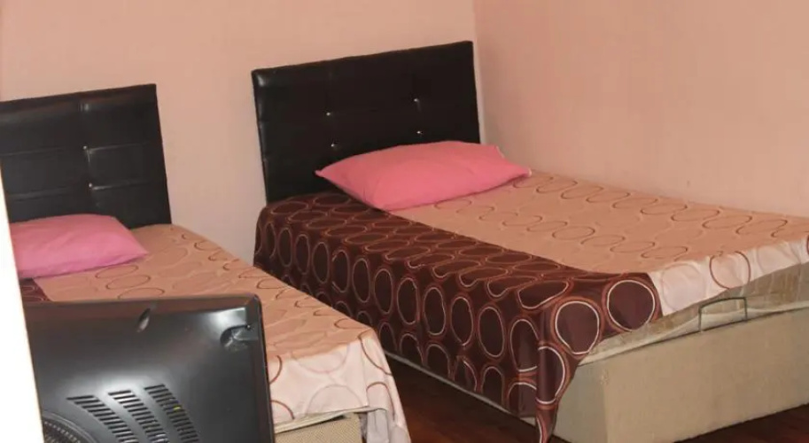 Guest House 6