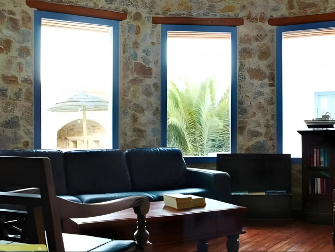Meltemi Suites