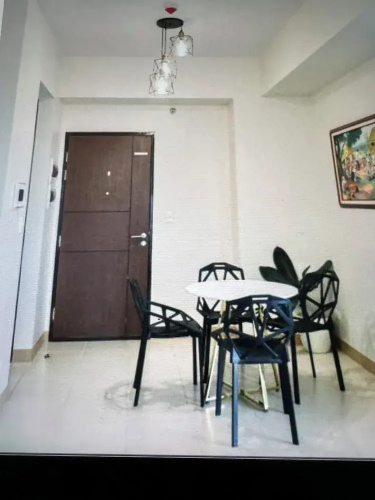 S & E condo with Panoramic view