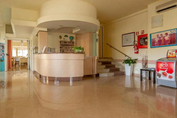 Hotel Ascot
