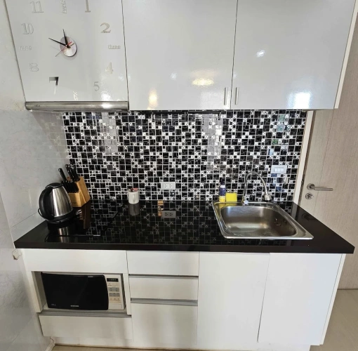 1 Bedroom Apartment with balcony and with garden view