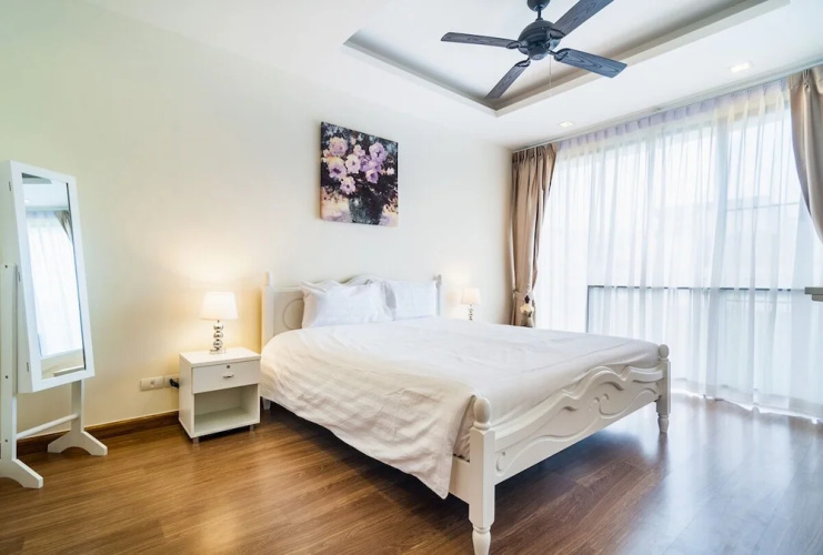 3bdr townhouse 800m from Bangtao beach