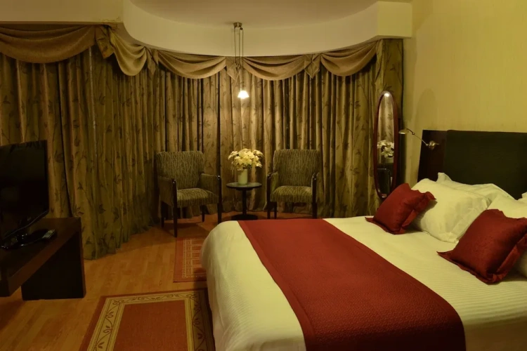 Executive Suite