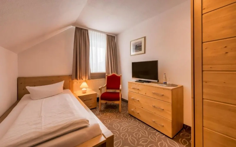 Standard Quadruple room with balcony