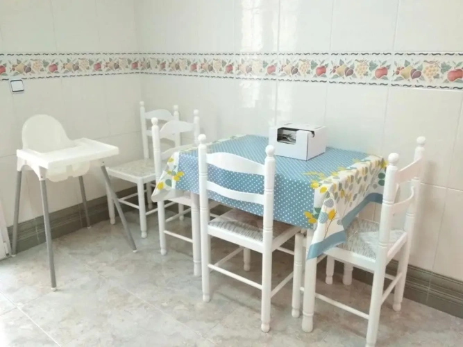4 Bedrooms Cottage
